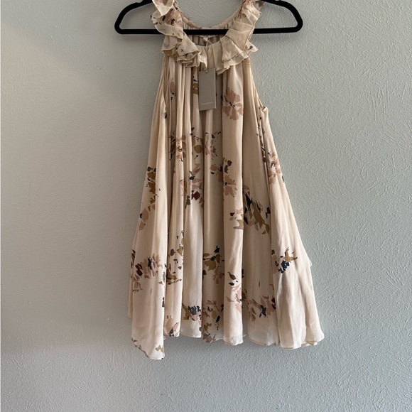 Vannessabruno’s Silk Elegant Floral Cream Mini Dress     Size: 40 (US 8) - Picture 1 of 9
